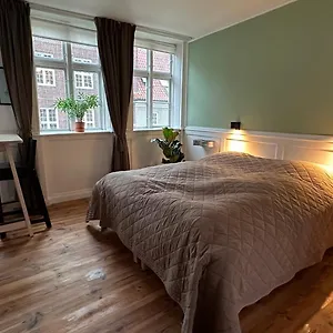Carolinas Christianshavn Lejlighed